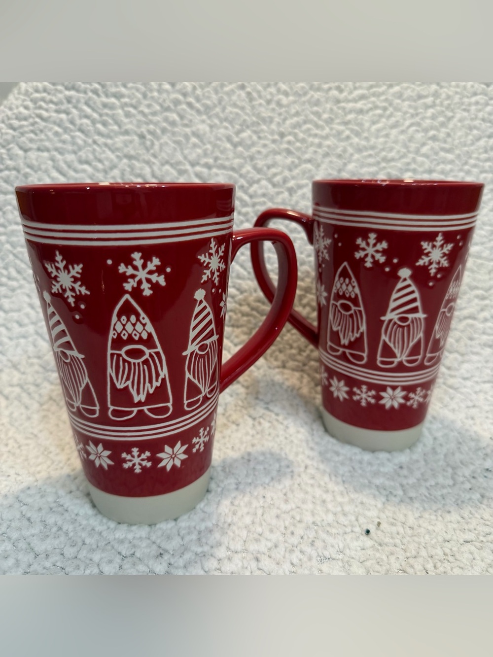 2 St. Nicholas Square Ceramic Coffee Mugs 16 fl oz Red White Gnome Snowflakes